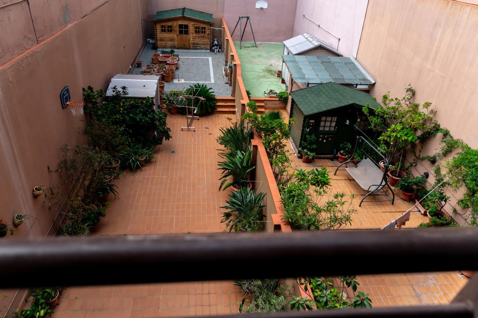 Comfy Downtown + Private Terrace Apartment Barcelona Exterior photo